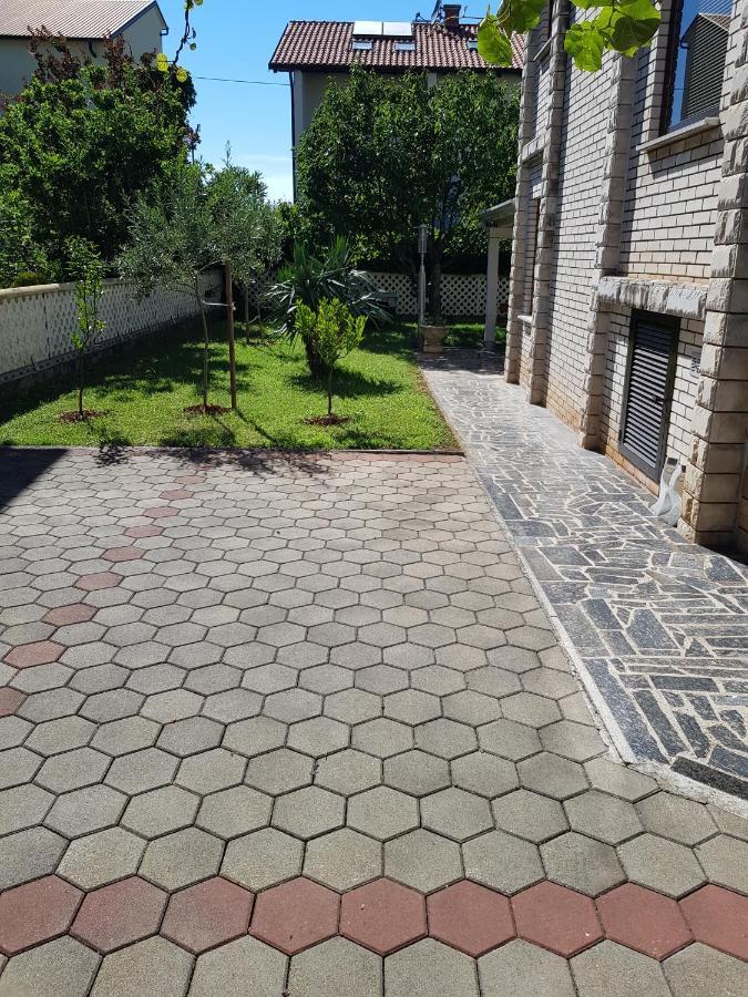 Hana Umago Exterior foto
